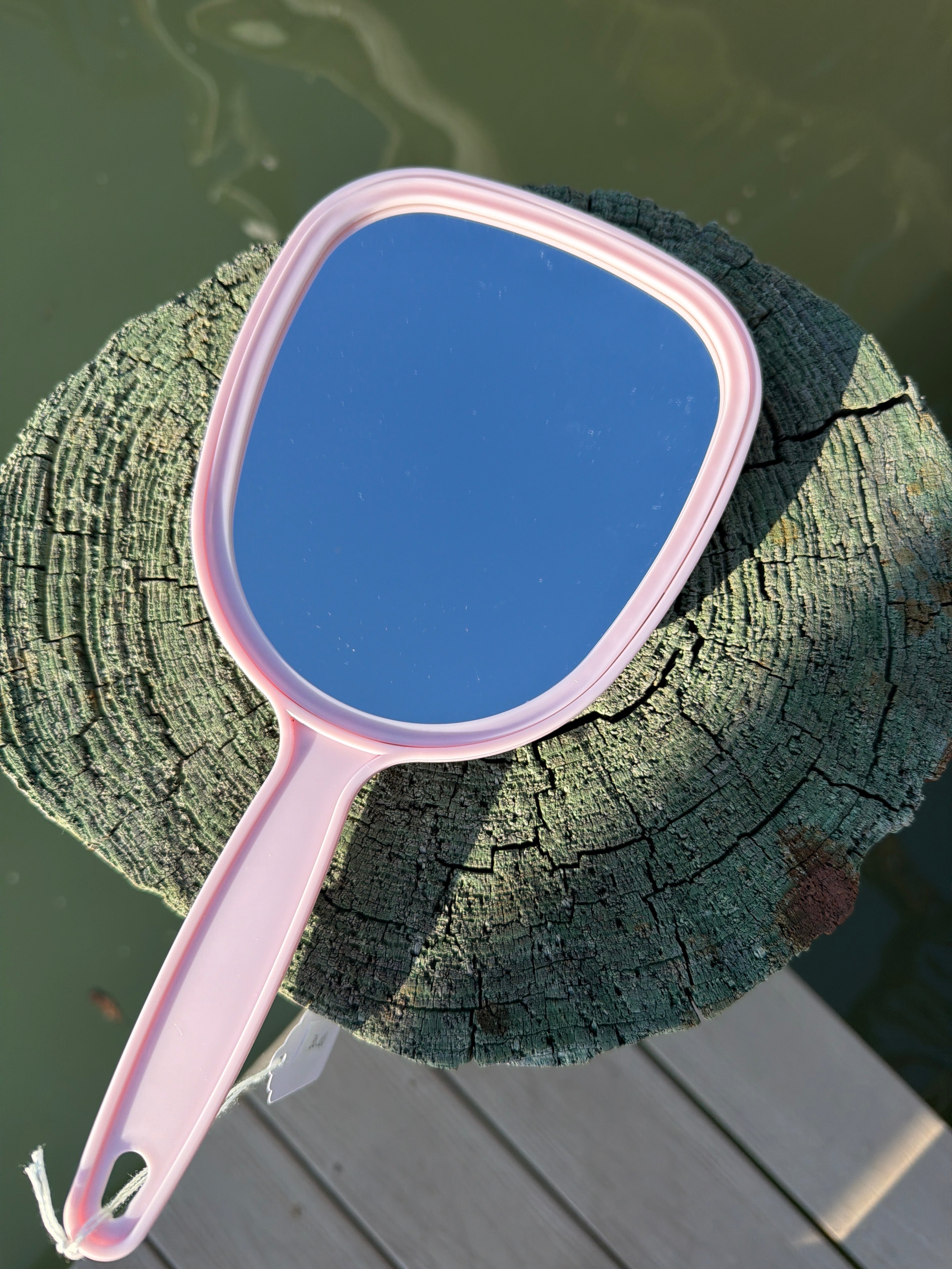 Pink Handheld Shell Mirror