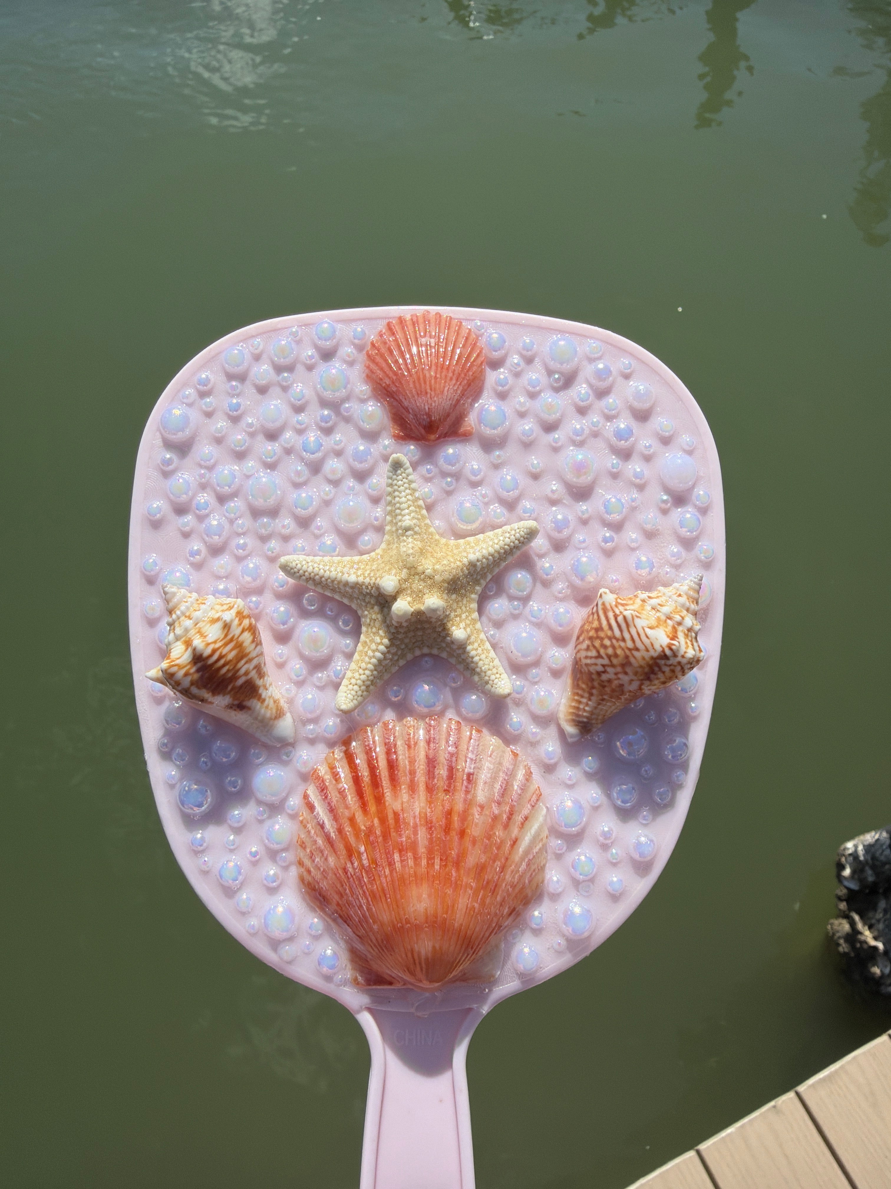 Handheld Shell Mirror
