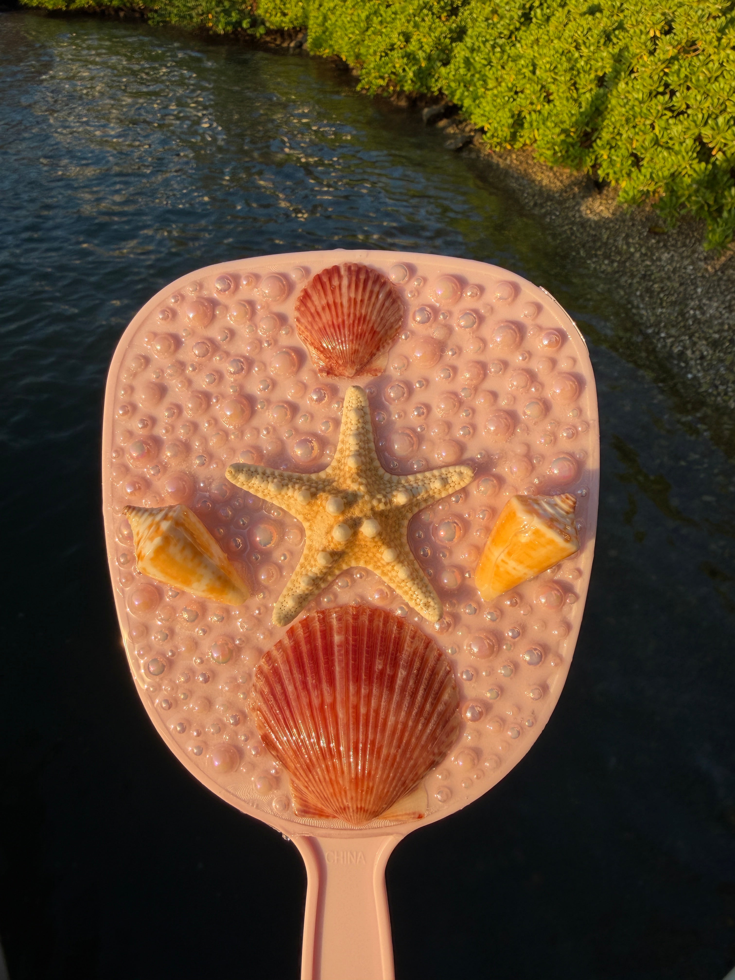 Pink Handheld Shell Mirror